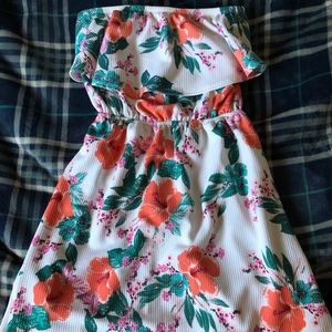 Floral strapless dress